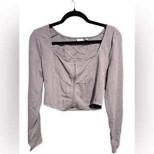 Sunday Best Gray Asymmetrical Fitted‎ Crop Blouse